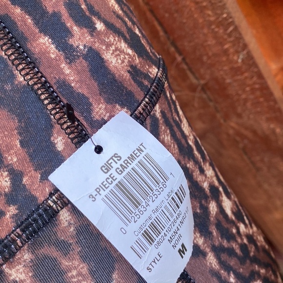 Material Girl Leggings Size M - Picture 6 of 8